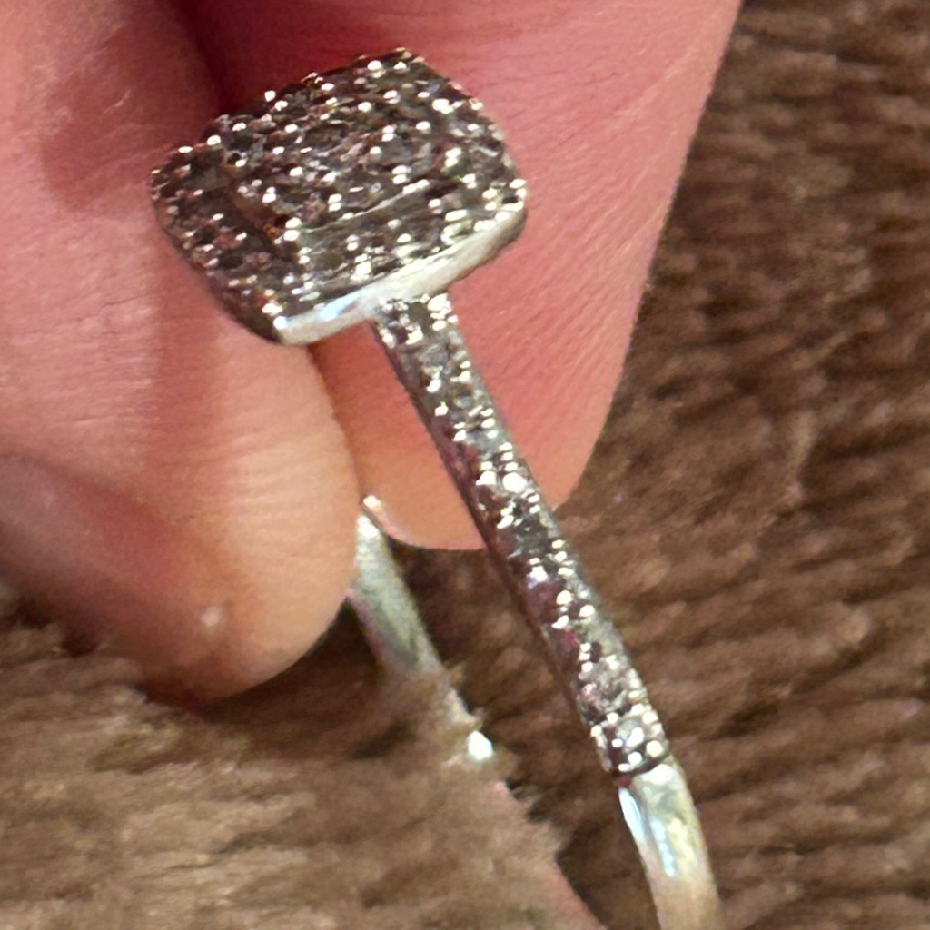 14 Ct Kay Diamond Engagement Ring